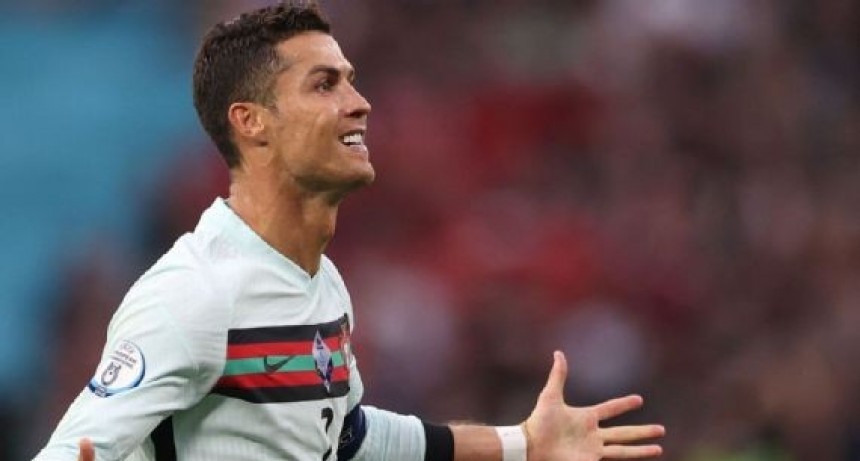 Cristiano Ronaldo se convirtió en primer persona con 300 millones de seguidores en Instagram