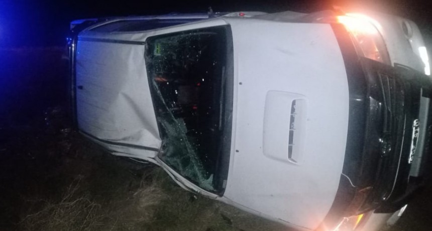 VUELCO EN RUTA 10, CERCA DE TELEN....informe policial