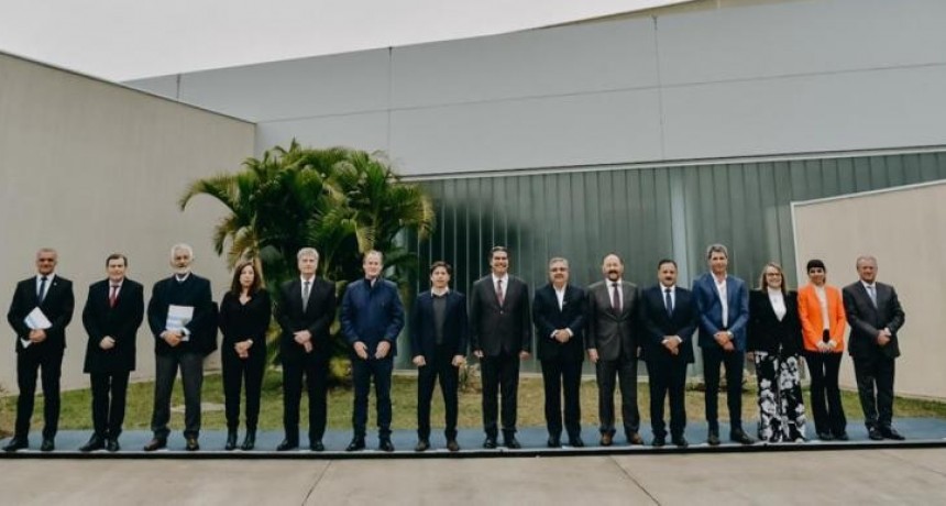Liga de Gobernadores: “El principal objetivo es que las y los argentinos accedan a un trabajo digno”, afirmó Ziliotto