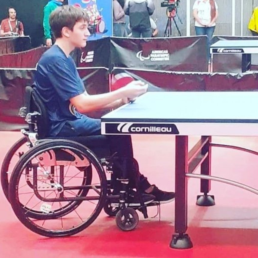 TENIS DE MESA: REPRESENTANTES PAMPEANOS SE LUCIERON EN BOGOTÁ