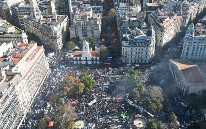 Cristina, a los manifestantes: 
