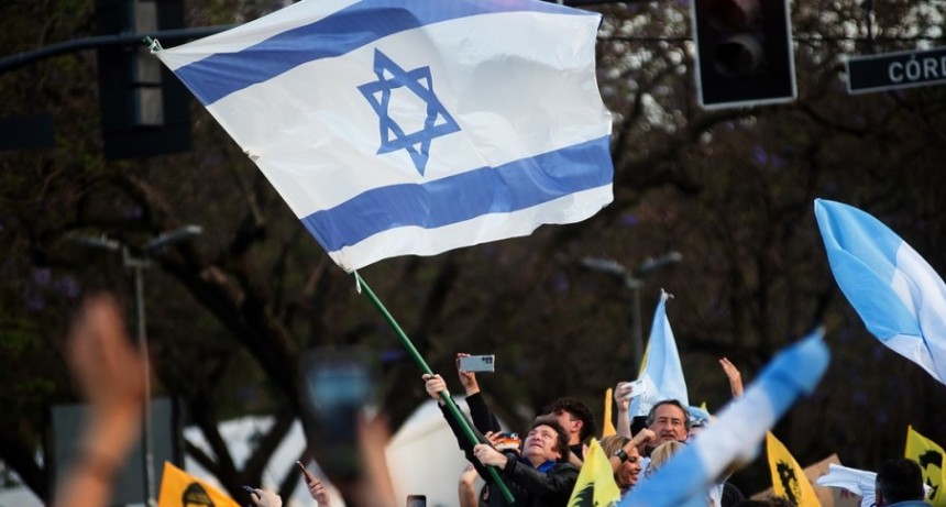 Milei no participará del acto del Día de la Bandera (Argentina)