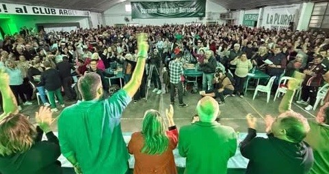 LA PLURAL MARC&Oacute; LA CANCHA EN SANTA ROSA