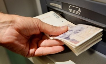 Cobran los empleados estatales