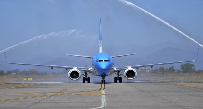 Aerolíneas tiene un déficit de 1650 millones...PIERDE MAS DE 4.5 MILLONES POR DIA