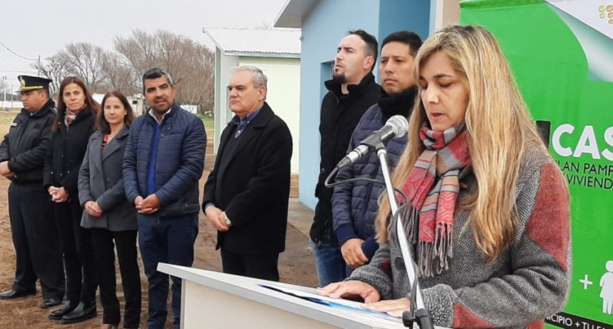 Se entregaron tres viviendas sociales de Mi Casa en Luan Toro