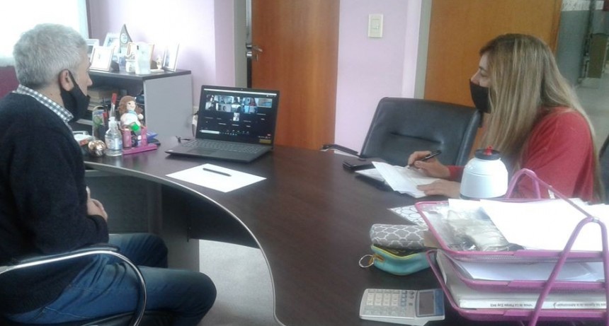 LUAN TORO: CAPACITACION VIRTUAL