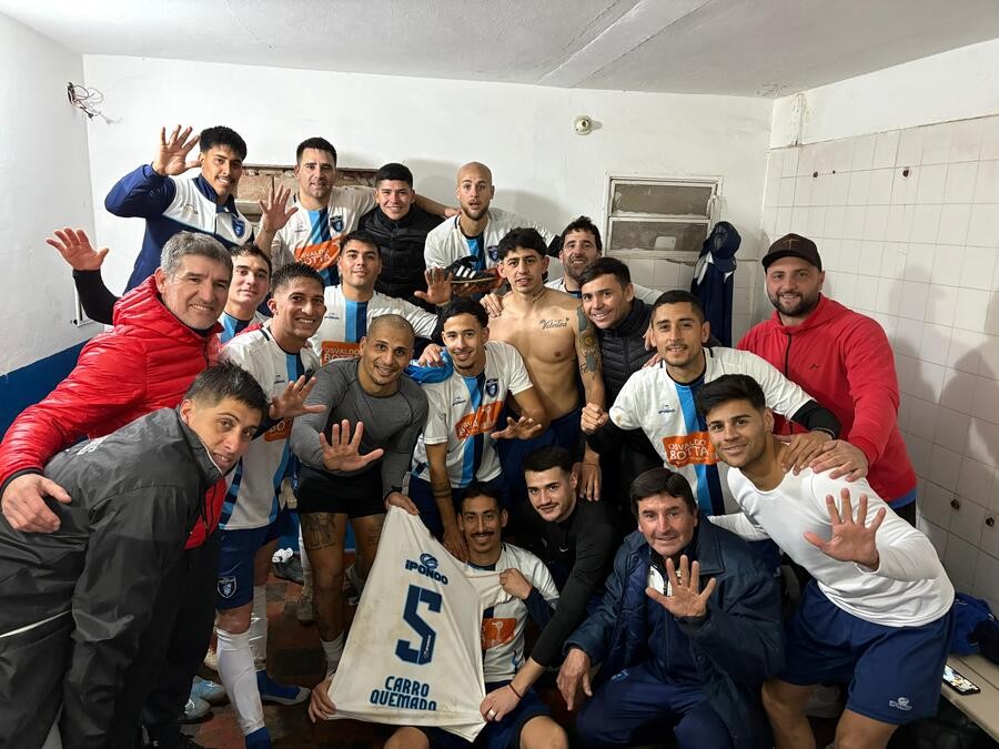 CARRO GOLEÓ EN SEMIS
