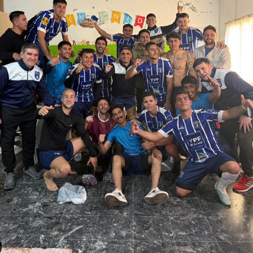 CARRO QUEMADO FINALISTA DE LA B