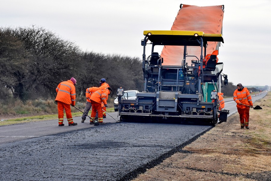 Con recursos propios y sin endeudarse, La Pampa inicia m&aacute;s obras en rutas provinciales por $117.000 millones