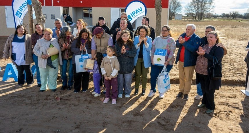 Familias de Loventuel recibieron viviendas del Plan &ldquo;Mi Casa 4&rdquo;