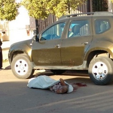 Hallan muerta en la calle una persona mayor de edad