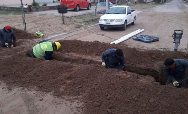 Zanjeo para habilitar las cloacas