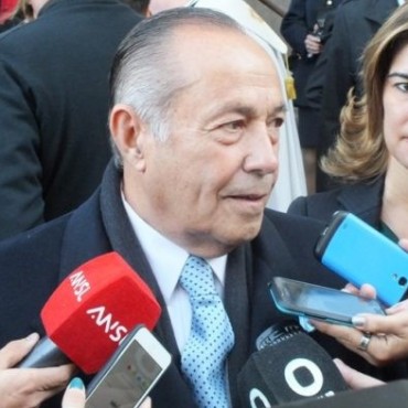 Grave amenaza: Adolfo pide “limpiar a los traidores”