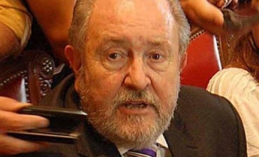 EL GOBERNADOR CARLOS VERNA DESTITUYÓ DE LA POLICÍA DE LA PAMPA A CONDENADOS POR DELITOS EN LA DICTADURA MILITAR