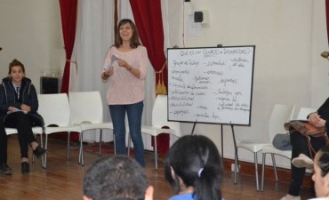 La idea es conseguir un espacio, para tener voz…