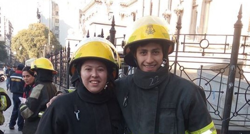Bombero victoriquense en el Sirenazo al Congreso