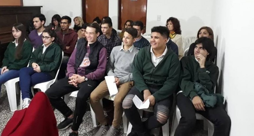  Sesión del Concejo Deliberante Estudiantil 