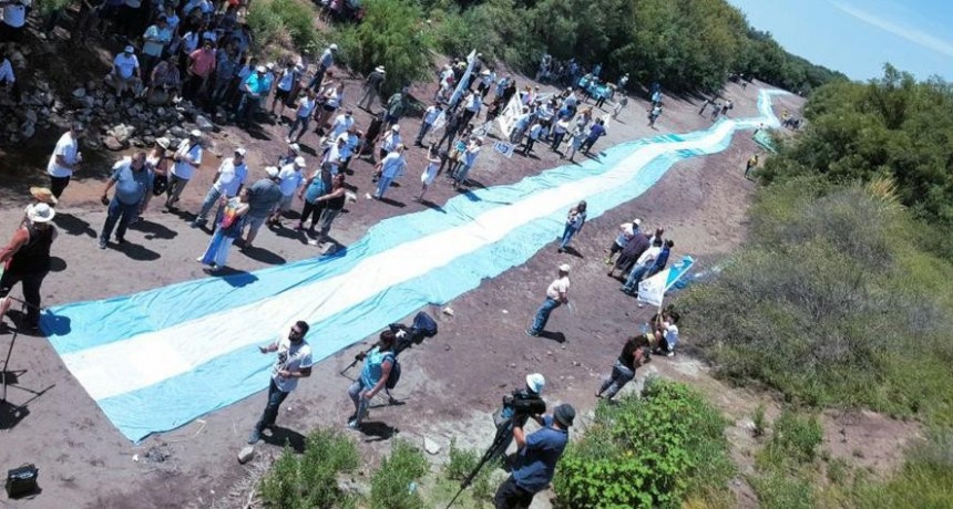 8 DE AGOSTO: DIA DE LA LUCHA POR EL RIO ATUEL