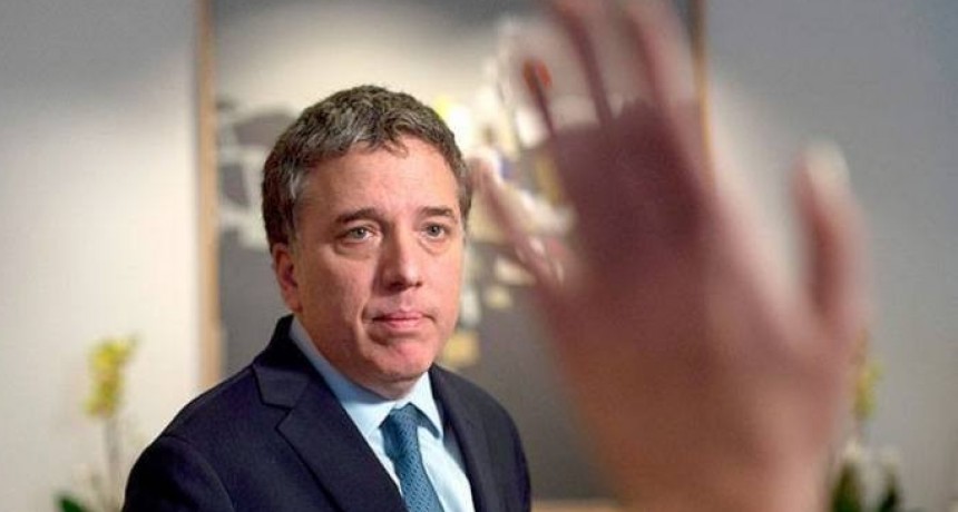 Primera víctima de las PASO: renunció Dujovne