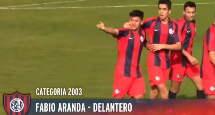 El Goleador victoriquense Ezequiel Aranda volvió anotar
