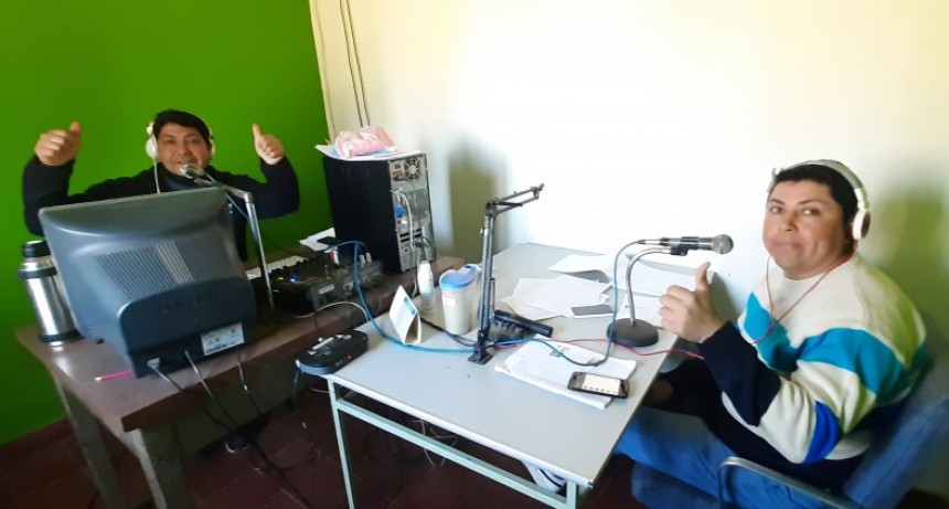 HACEMOS RADIO AL SERVICIO DE LA GENTE