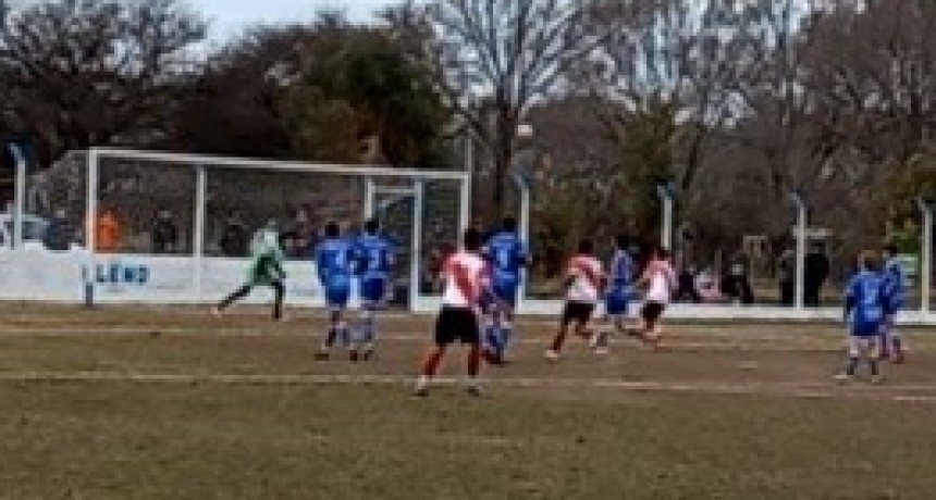 Mirá el golazo de Cochico en inferiores