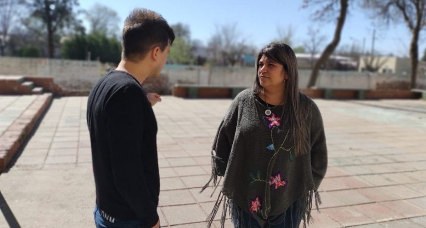 Pintura y material pedagógico para la Escuela de apoyo a la inclusión N° 9  