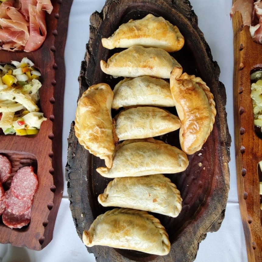  EMPANADA DE CARRO QUEMADO UNA DE LAS FINALISTAS