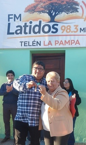 TELEN: NUEVA CASA PARA FM LATIDOS