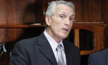Durísimo documento del ministro Tierno que nombra a medios provinciales, a un ex gobernador y funcionarios de la justicia