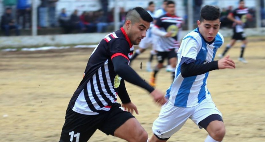 Juan Manuel Carrizo el goleador de la B