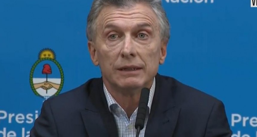 Macri vuelve al cepo: habrá que pedir autorización para comprar dólares...solo 10 mil por mes