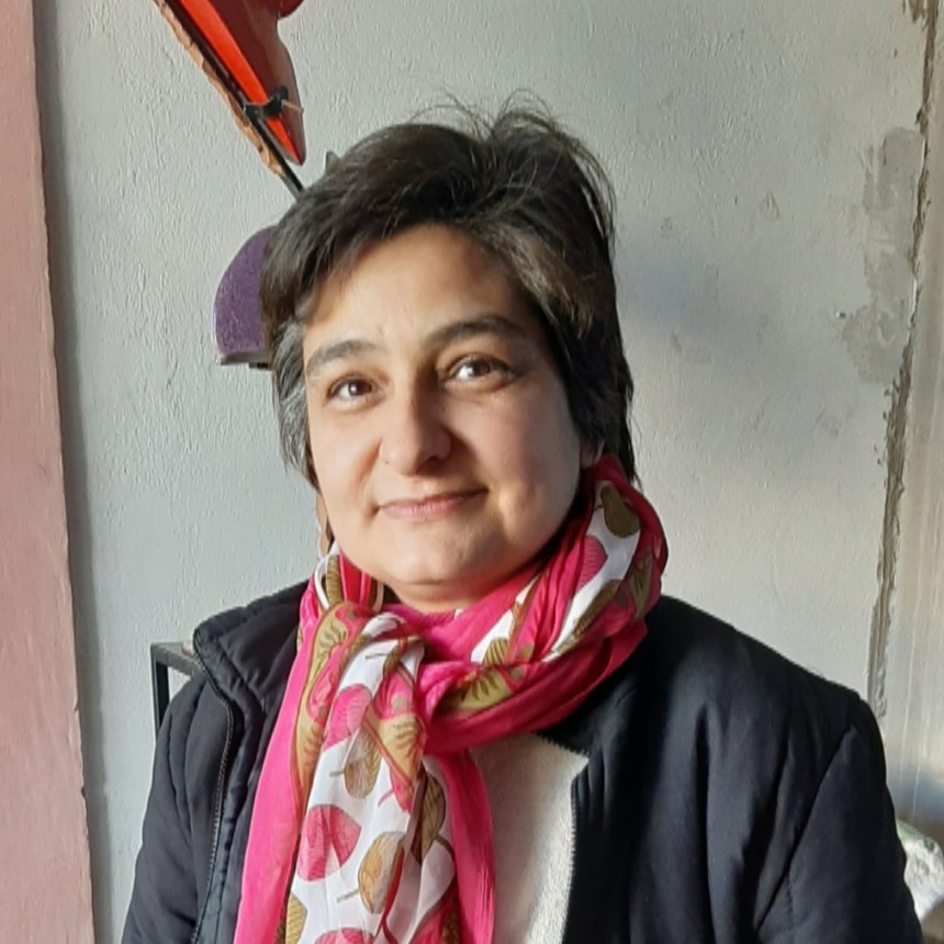 ES UNA SATISFACCI&Oacute;N ENORME PODER ESTAR EN CONTACTO CON LA GENTE