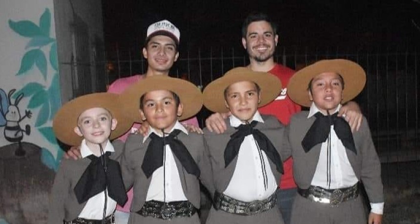 PREMIOS PARA EL BALLET ALMA CRIOLLA EN CERTAMEN NACIONAL EN MACACHIN