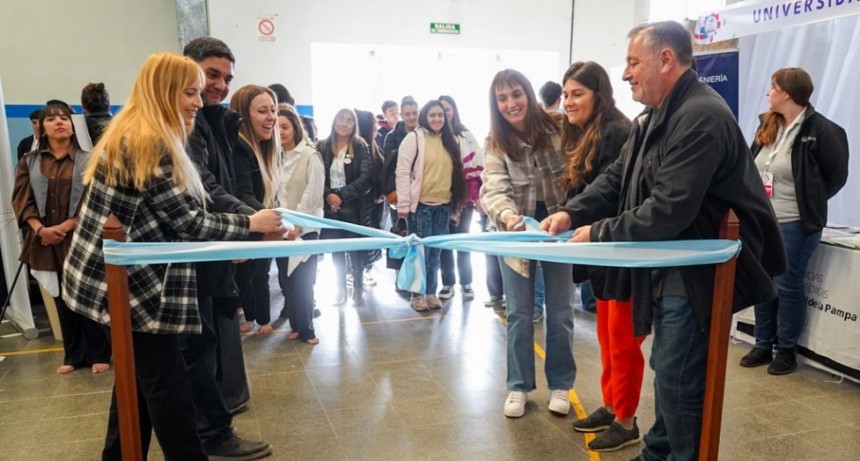 APORTAR PARA EL FOMENTO DE LA EDUCACION ES MUY POSITIVO