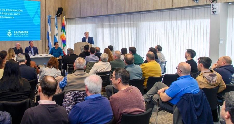 La Provincia volvi&oacute; a asistir a los municipios: destin&oacute; $814 millones para d&eacute;ficit, emergencias y funcionamiento