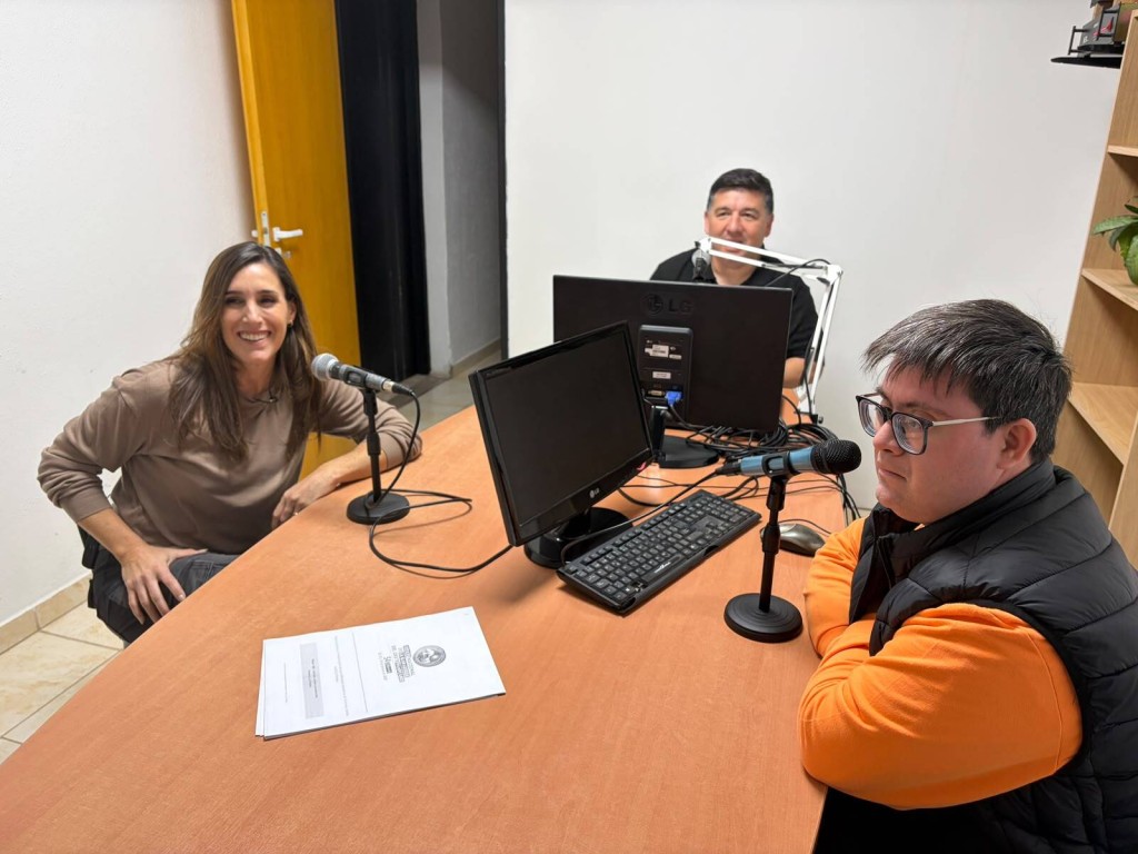 La Sole entr&oacute; a una radio de Victorica y dej&oacute; a todos sin palabras: qu&eacute; confes&oacute; en vivo