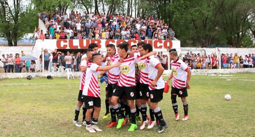 Cochico ganó el clásico del oeste y espera