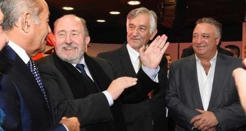 Menos La Pampa y San Luis, las provincias que firmaron el Consenso Fiscal multiplicaron en hasta 6 veces sus deudas