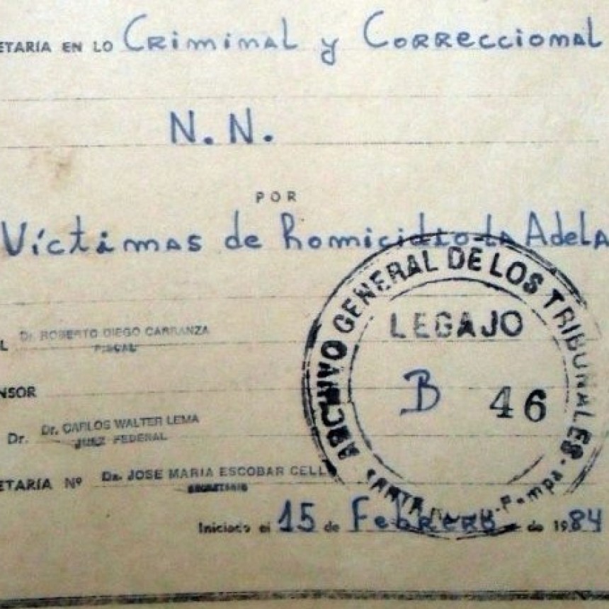 En 1984 ya se habían denunciado al menos 7 tumbas NN en el cementerio de La Adela durante la dictadura