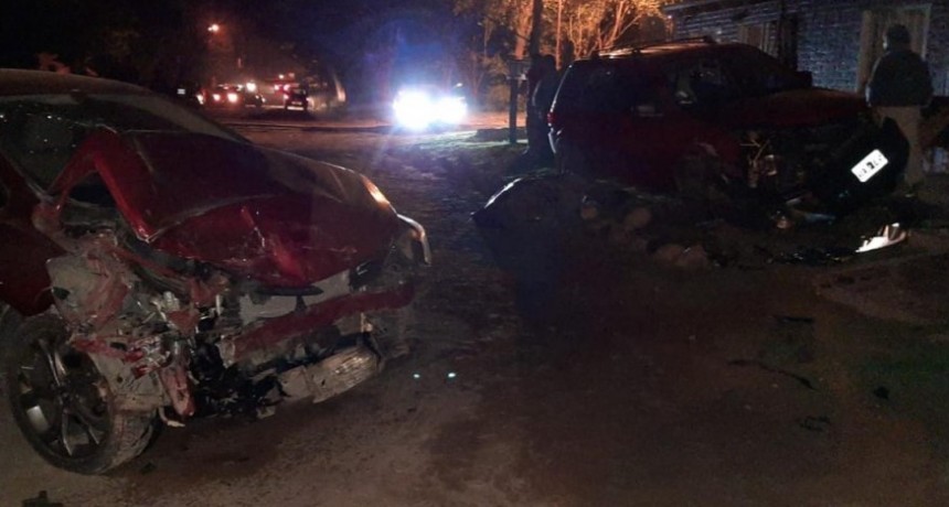 FUERTE CHOQUE EN CALLE 7 ESQ. 12, HAY LESIONADOS