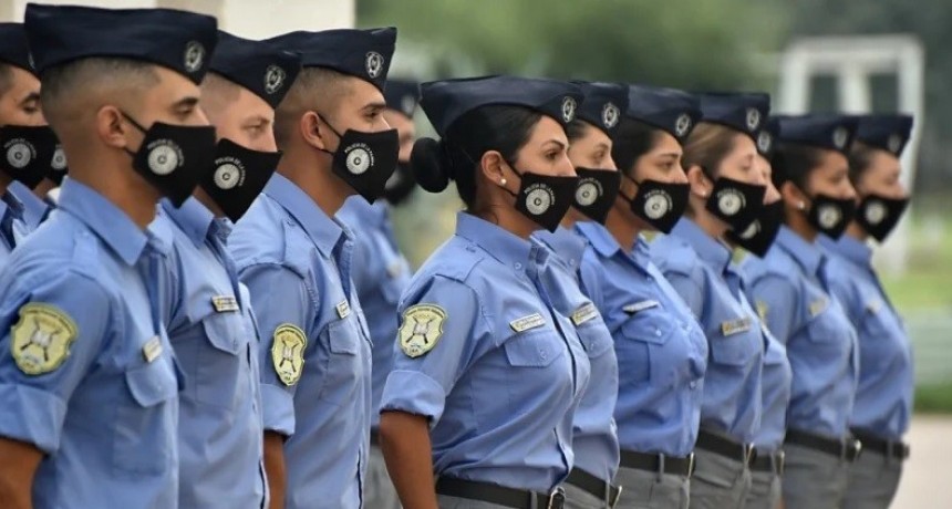 La Policía de La Pampa cambió la edad para el ingreso y desde ahora permitirá tatuajes