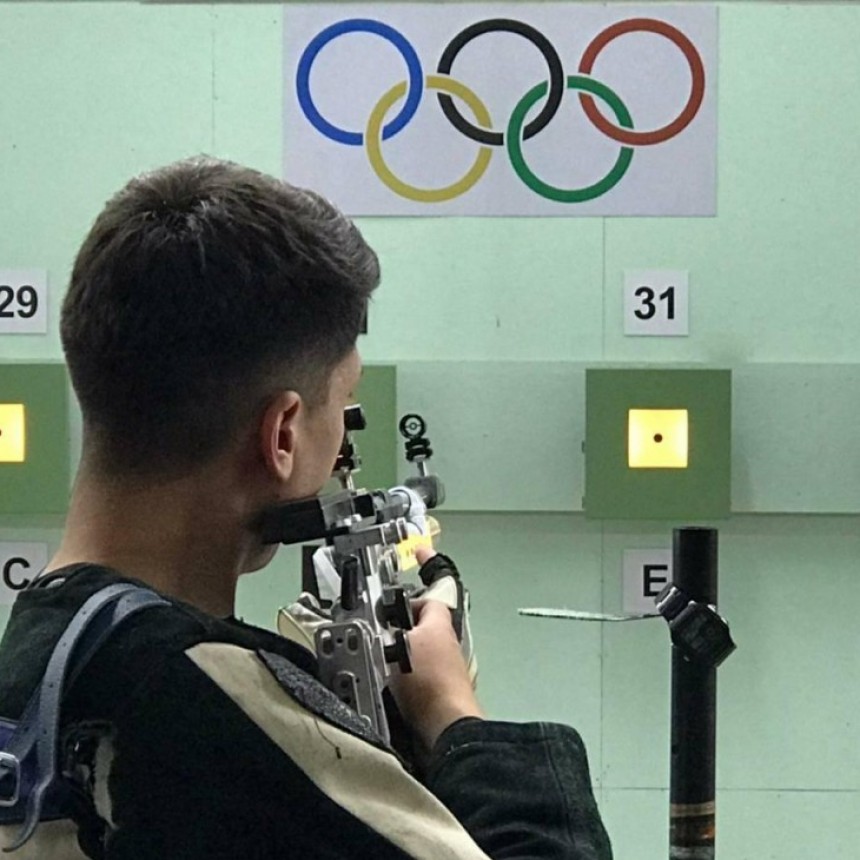EL VICTORIQUENSE MATIAS CARRANZA LOGRÓ EL CUARTO PUESTO EN EL SUDAMERICANO DE TIRO