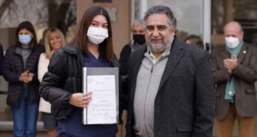 Vera: “Las 1500 personas ingresadas a Salud ya vienen trabajando desde hace dos años” 