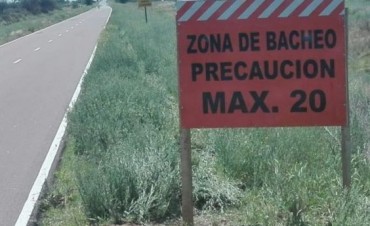 Trabajos en la ruta puntana de Nueva Galia al limite con La Pampa