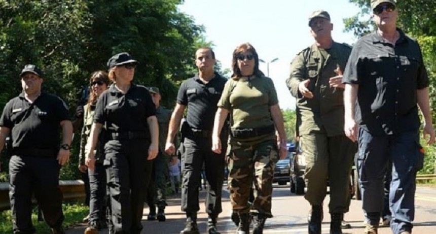 Bullrich, polémica: “El que quiera andar armado que lo haga”