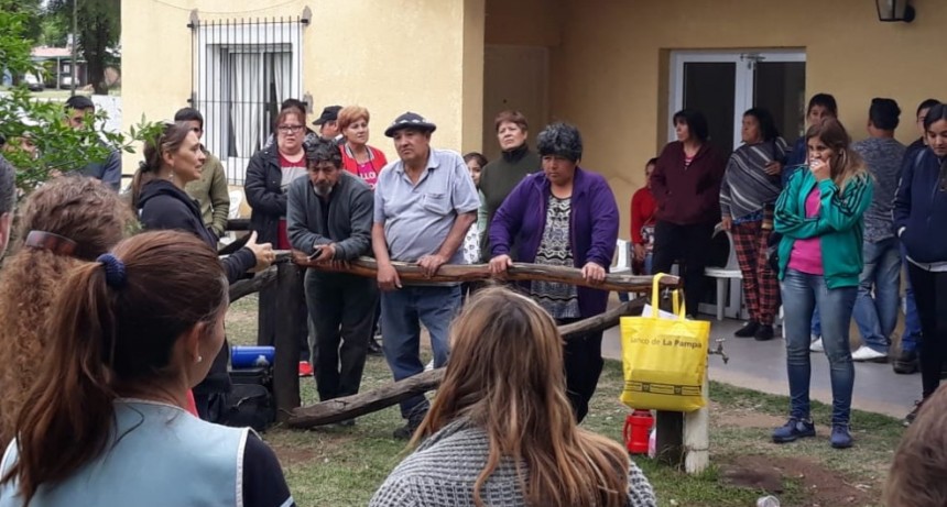 SE REALIZÓ EL TERCER ENCUENTRO DE ARTESANOS.