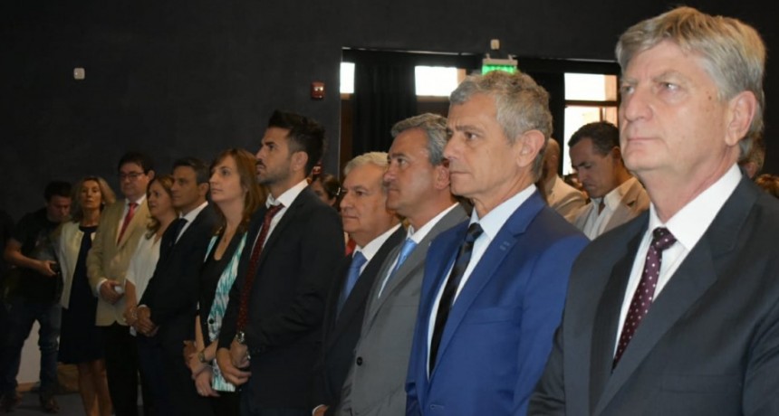 Se entregaron los diplomas a las autoridades electas