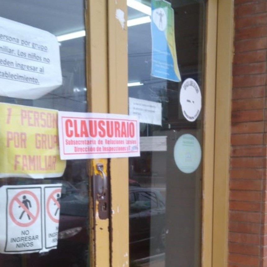 VICTORICA: CLAUSURAN LOCAL COMERCIAL